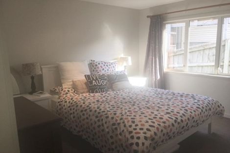 Photo of property in 4 Kaweka Close, Aotea, Porirua, 5024