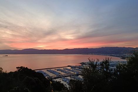 Photo of property in 12 Nikau Road, Point Howard, Lower Hutt, 5013