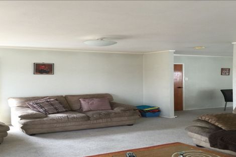 Photo of property in 3/16 Evans Road, Glen Eden, Auckland, 0602