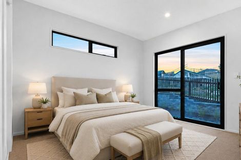 Photo of property in 4 Moko Road, Orewa, 0931
