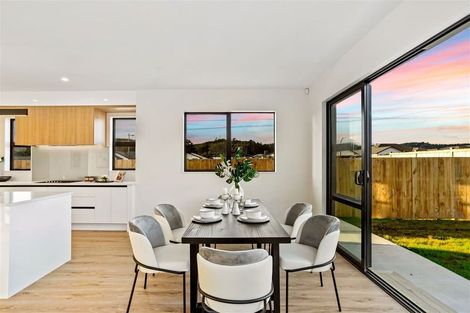 Photo of property in 3 Cutfield Lane, Kumeu, 0810