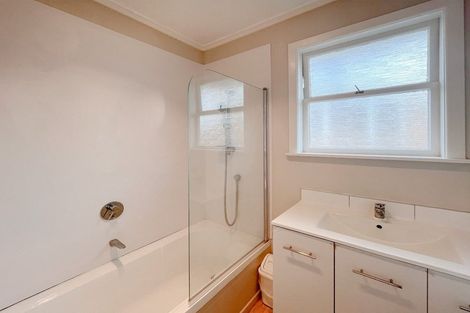 Photo of property in 7 Lynette Place, Mangere, Auckland, 2022