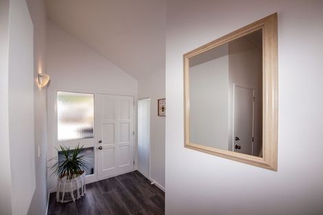 Photo of property in 74 Abilene Crescent, Churton Park, Wellington, 6037