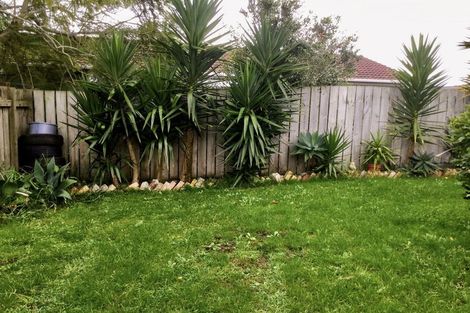 Photo of property in 1/9 Mcgreal Place, Weymouth, Auckland, 2103