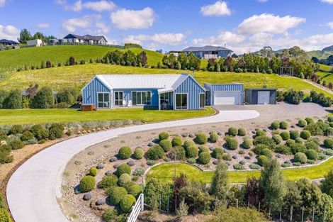 Photo of property in 45 Highlands Drive, Waipawa, 4277