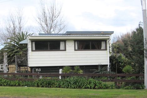 Photo of property in 113 Ocean Beach Road, Tairua, 3508