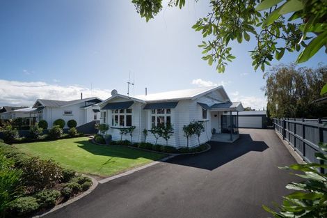 Photo of property in 21 Burns Avenue, Takaro, Palmerston North, 4412