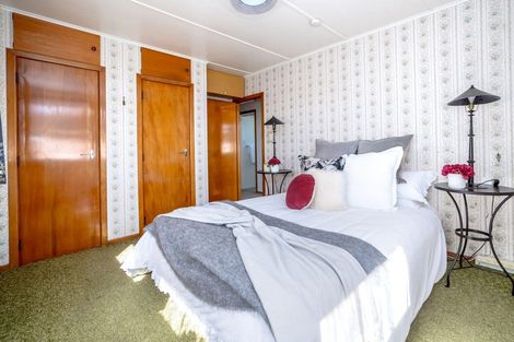 Photo of property in 6 Taverner Street, Carterton, 5713