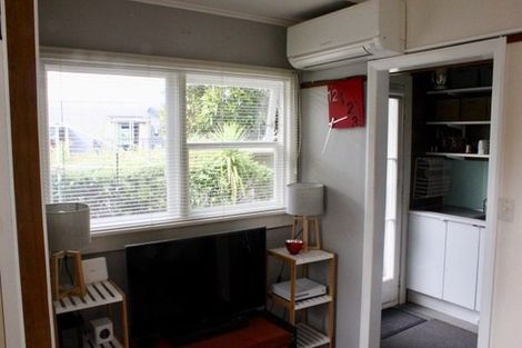 Photo of property in 4 Anderson Terrace, Mount Cook, Wellington, 6021