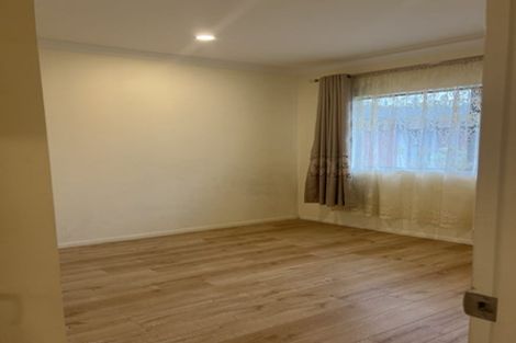 Photo of property in 12 Te Awa Place, Red Beach, 0932