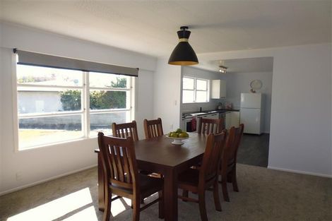 Photo of property in 17 Rakau Street, Havelock North, 4130