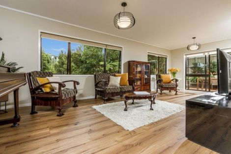 Photo of property in 9 Cairnbrae Court, Northcross, Auckland, 0632