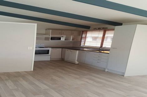 Photo of property in 774 East Coast Road, Oteha, Auckland, 0630