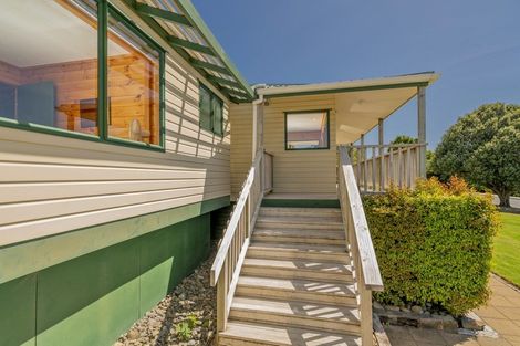 Photo of property in 86 Hahei Beach Road, Hahei, Whitianga, 3591