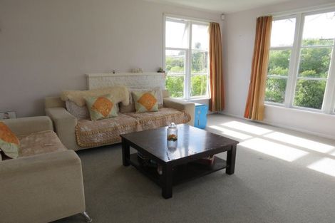 Photo of property in 31 Dundale Avenue, Blockhouse Bay, Auckland, 0600