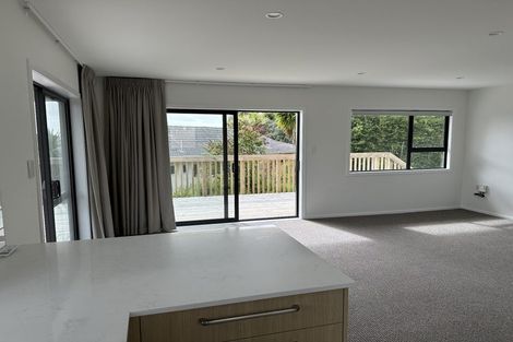 Photo of property in 2/20a Chivalry Road, Glenfield, Auckland, 0629
