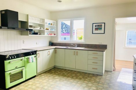 Photo of property in 184 Maunsell Road, Port Waikato, Tuakau, 2695