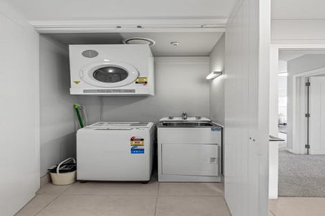 Photo of property in 62 Rewa Rewa Lane, Orewa, 0931