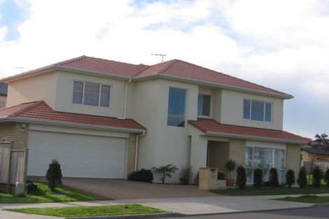 Photo of property in 52 Cyril French Drive, Flat Bush, Auckland, 2016