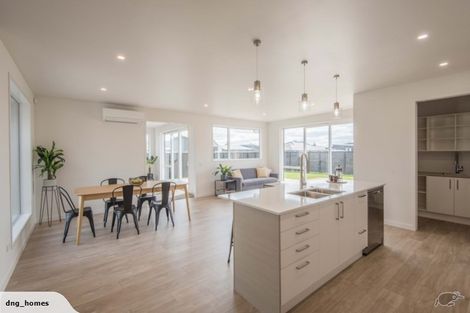 Photo of property in 134 Kupe Drive, Whitianga, 3510