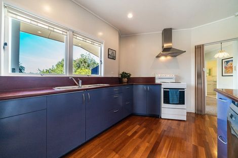 Photo of property in 188 Beach Road, Campbells Bay, Auckland, 0630