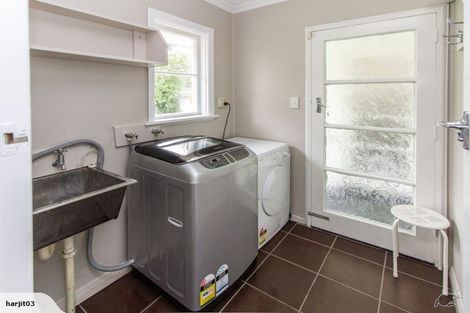 Photo of property in 1079 Fergusson Drive, Clouston Park, Upper Hutt, 5018