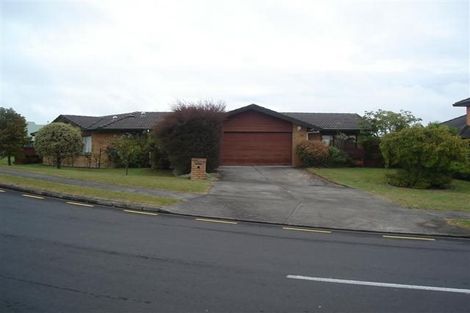 Photo of property in 78 Buscomb Avenue, Henderson, Auckland, 0610