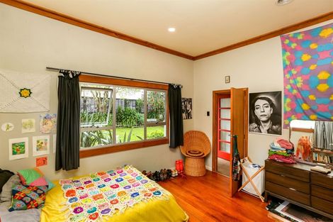 Photo of property in 28 Bulteel Street, New Plymouth, 4310