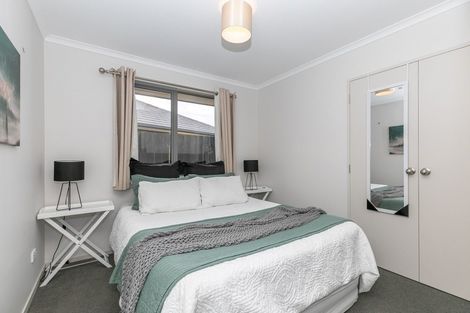 Photo of property in 22 Max Landing, Grandview Heights, Hamilton, 3200