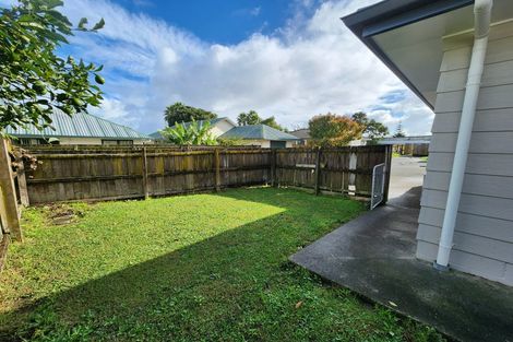Photo of property in 1/14 Nerissa Place, Randwick Park, Auckland, 2105