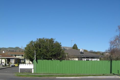 Photo of property in 4/43 Middle Road, Havelock North, 4130