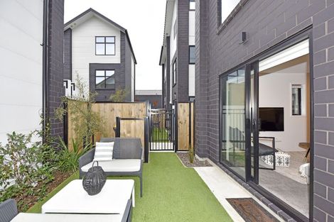 Photo of property in 2/9 Southwark Street, Christchurch Central, Christchurch, 8011