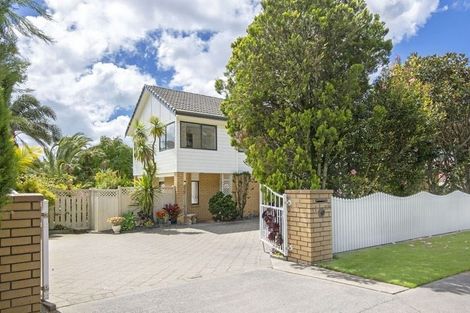 Photo of property in 1/238 Cascades Road, Botany Downs, Auckland, 2010