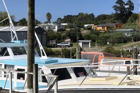 Photo of property in 12 Komiti Road, Tinopai, 0593