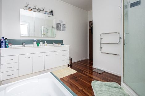 Photo of property in 3 Corbett Avenue, Hillcrest, Hamilton, 3216