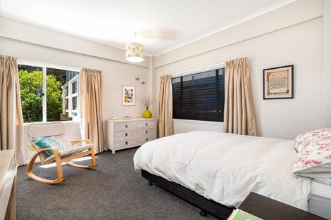 Photo of property in 40b The Crescent, Roseneath, Wellington, 6011