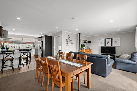 Photo of property in 54 Silverstream Drive, Mosgiel, 9024