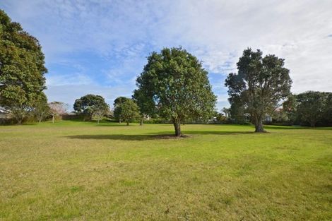Photo of property in 6 Ishtar Place, One Tree Point, 0118