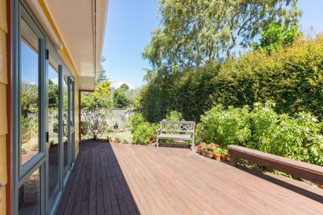 Photo of property in 3a Larch Grove, Paraparaumu, 5032
