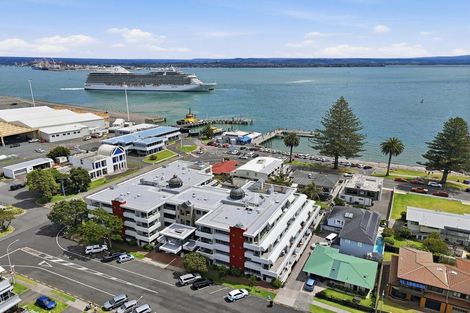 Photo of property in 36 Victoria Road, Mount Maunganui, 3116