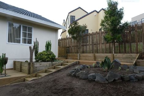 Photo of property in 4 Shannon Place, Torbay, Auckland, 0630
