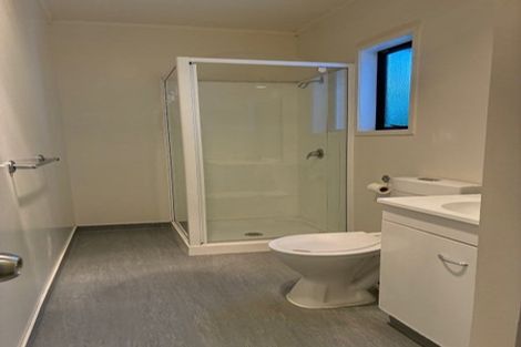 Photo of property in 53 Triangle Road, Massey, Auckland, 0614