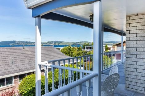 Photo of property in 6 Golders Place, Richmond Heights, Taupo, 3330