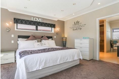 Photo of property in 1 Lindis Place, Poraiti, Napier, 4112