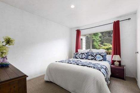 Photo of property in 24 Dovey Place, Massey, Auckland, 0614