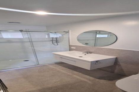 Photo of property in 8 Monterey Rise, Te Kamo, 0112