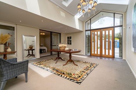 Photo of property in 95 Easther Crescent, Kew, Dunedin, 9012