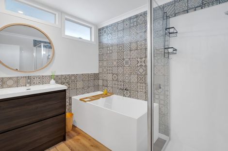 Photo of property in 177 Govett Avenue, Frankleigh Park, New Plymouth, 4310