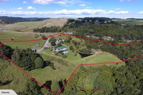Photo of property in 909 Upper Waiwera Road, Tahekeroa, Silverdale, 0994