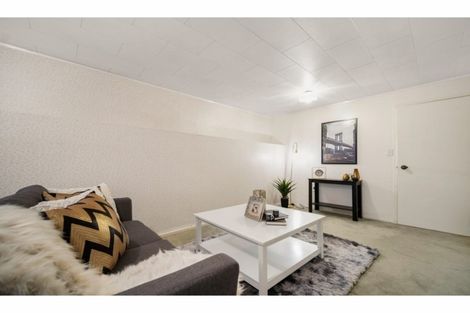 Photo of property in 42 Stapleford Crescent, Browns Bay, Auckland, 0630